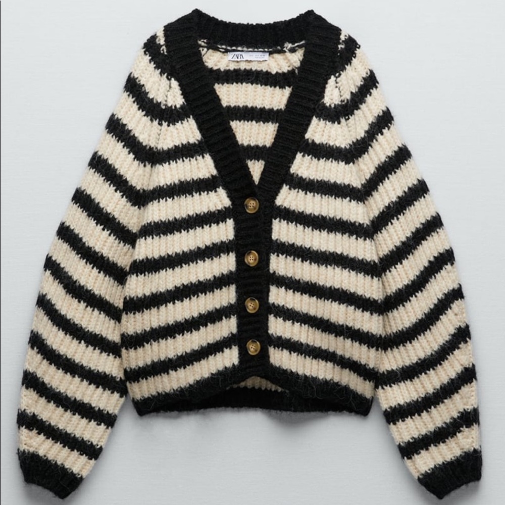 Oversized knit cardigan!